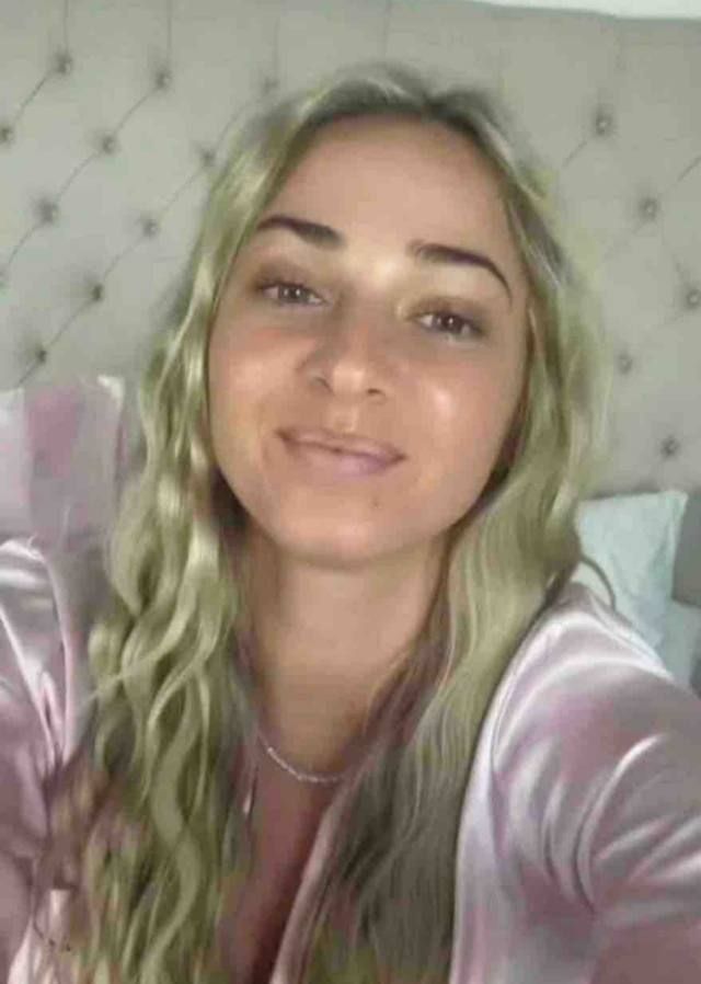 Creampie, squirting, riding, BBBJ, Car fun, QVs, Handjob, Massage, Cracks, GFs, Role Play, threesome, 69, Reverse cow girl - Image 2